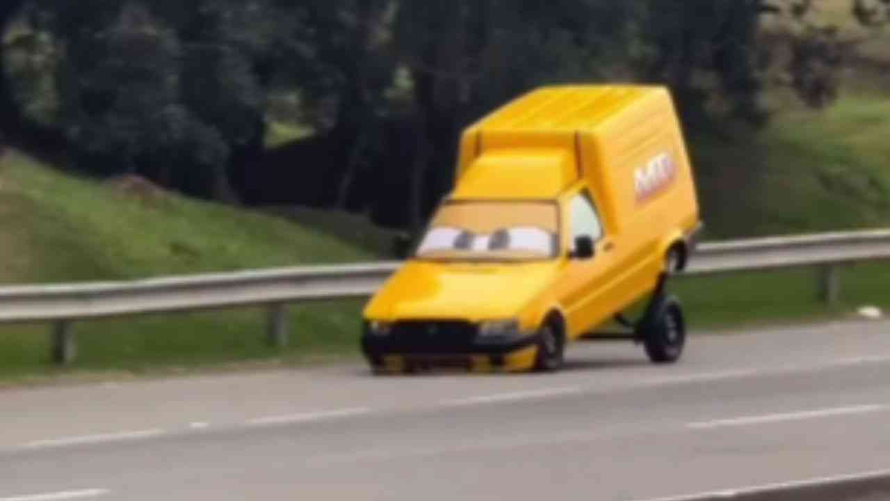 Fiat Fiorinos com suspensão arqueada preocupam autoridades e expõem riscos no trânsito