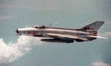 Chengdu J-7. Foto: Wikimedia
