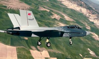 Caça multifuncional de quinta geração KAAN . X @RTErdogan