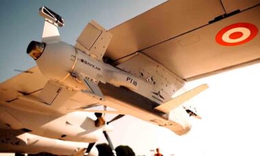 Míssil de cruzeiro Kemankes 1. X @BaykarTech