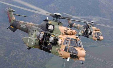 Airbus propõe fabricar helicópteros H215M na Romênia em troca de compra antecipada