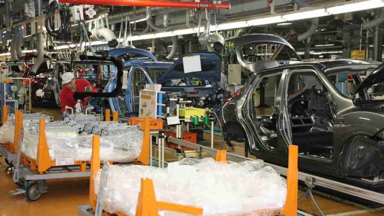 Nissan vai fechar fábrica histórica no Japão e cortar 20 mil empregos para reduzir custos