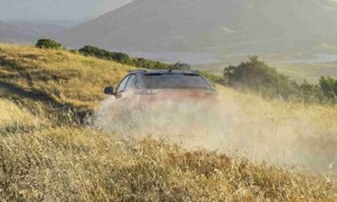 Subaru revela Uncharted: novo SUV elétrico com possível base compartilhada com a Toyota
