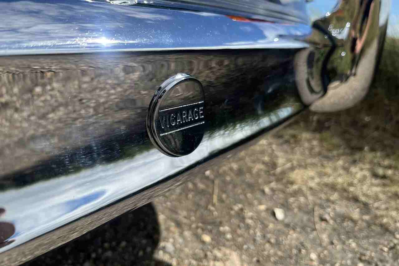 Jaguar MKII conversível de Noel Gallagher é colocado à venda
