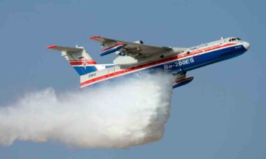 Avião anfíbio Be-200. Telegram @rostecru
