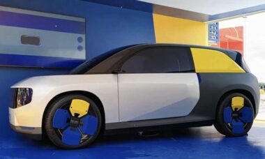 SAIC-GM apresenta conceito de carro elétrico com design customizável para o público jovem