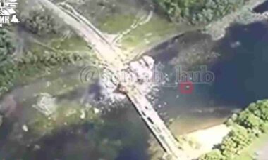 Força Aérea da Ucrânia destrói pontes e travessias russas em Kursk