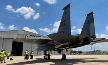 Boeing enfrenta nova greve paralisando fábricas de aviões militares nos EUA
