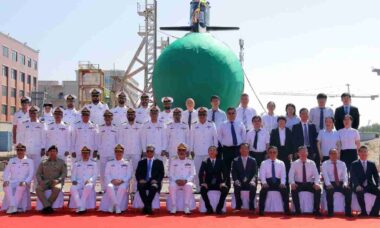 China entrega 3º submarino Hangor ao Paquistão e amplia capacidade naval do país