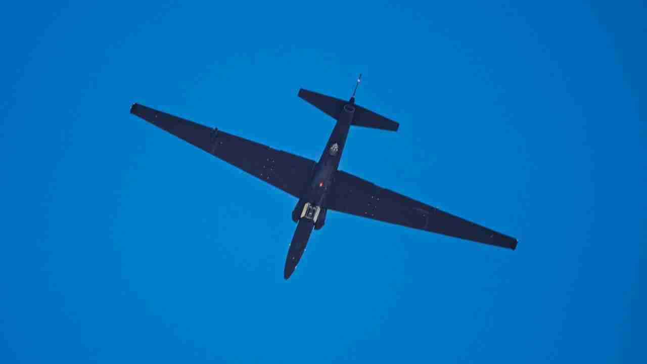 Após 17 anos no solo, último U-2 da Lockheed retorna aos céus em voo de teste nos EUA