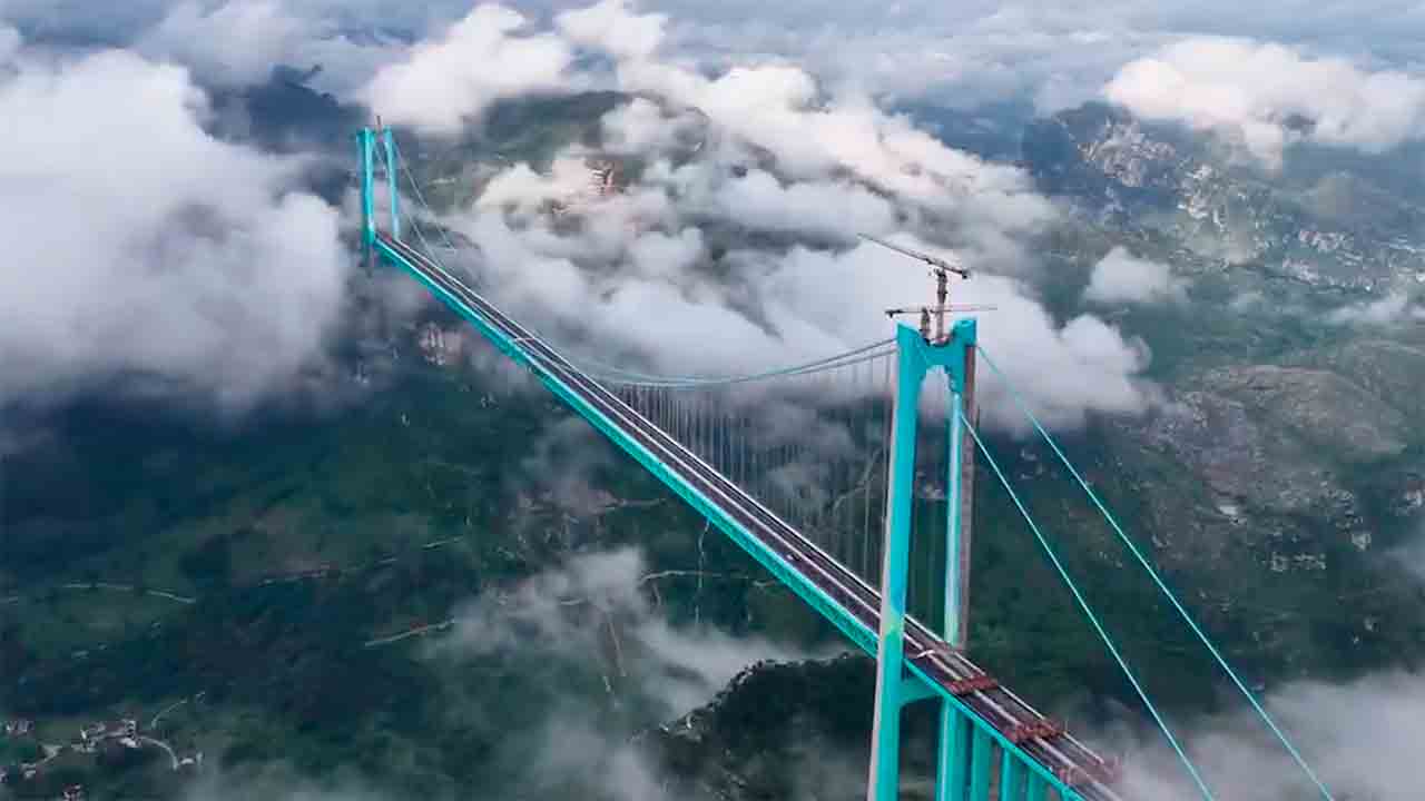 Huajiang Canyon Bridge during load tests. Photo: Guizhou Communications Investment Group