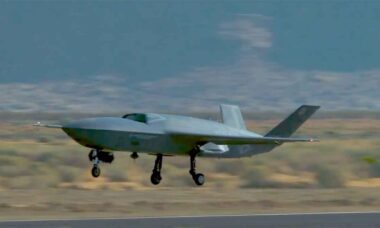 EUA testam com sucesso novo caça não tripulado YFQ-42A. Foto: USAF