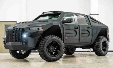 Conheça a Ram 1500 TRX Super Truck modificada de Shaquille O’Neal