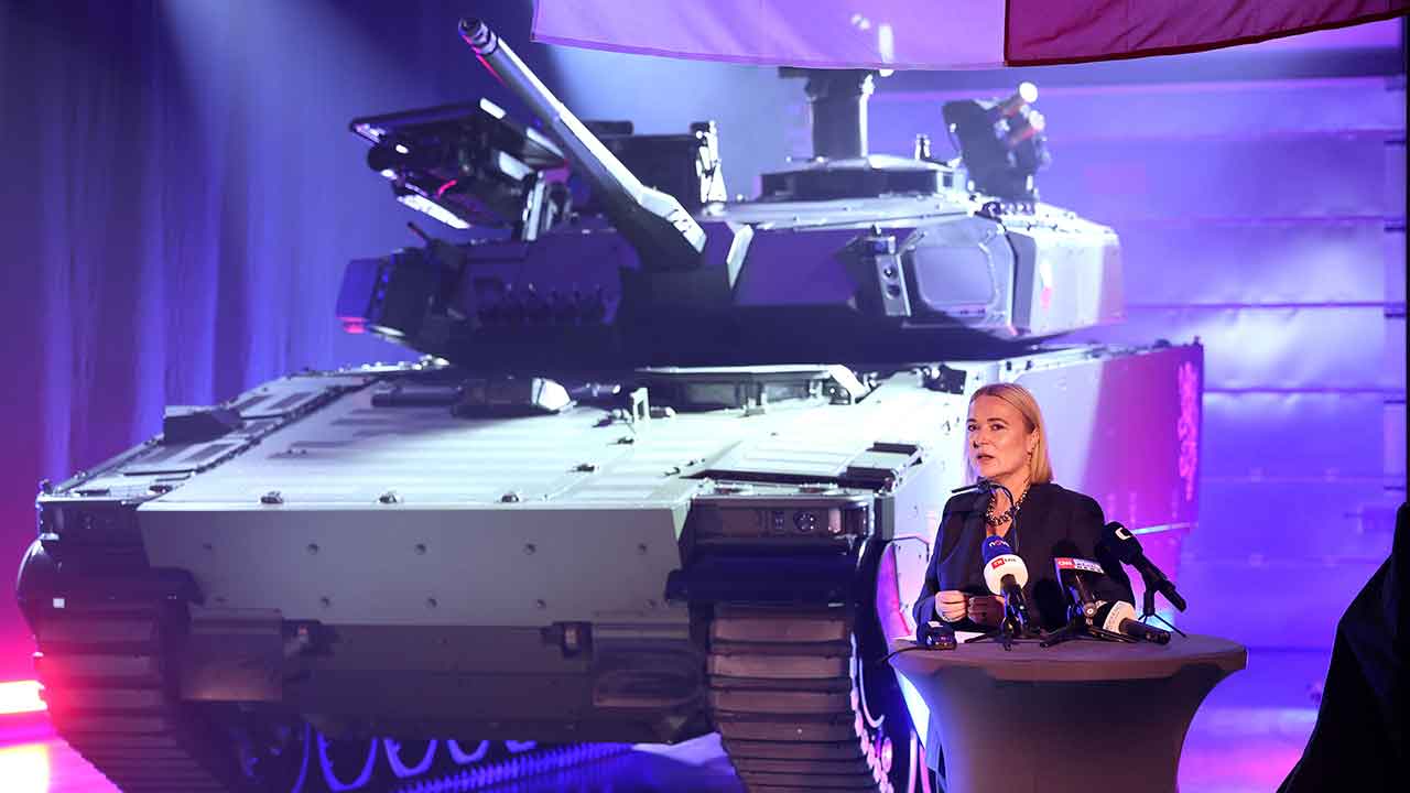 CV9030CZ Mk.IV. Ministerstvo obrany. X @ObranaTweetuje