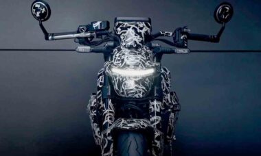 Honda pode lançar sua primeira moto elétrica esportiva com foco em desempenho (Instagram @hondaukmotorcycles)