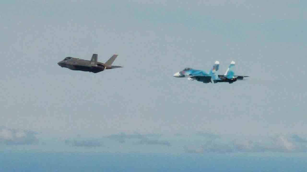 이탈리아 F-35, 에스토니아서 출격해 러시아 Su-33·Su-24 요격. Instagram @ministerodifesa_official