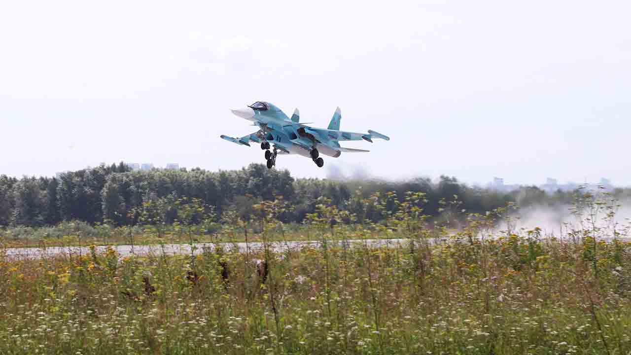 Su-34. Telegram @uac_ru