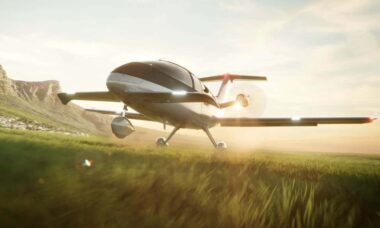 Conheça o Cássio 330, avião híbrido que conta com motor de moto Kawasaki