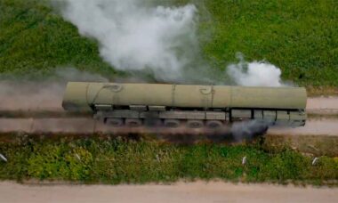 Rússia realiza competição de motoristas do sistema nuclear Yars em Ivanovo. Foto: Ministério da defesa da Rússia | Telegram @mod_russia
