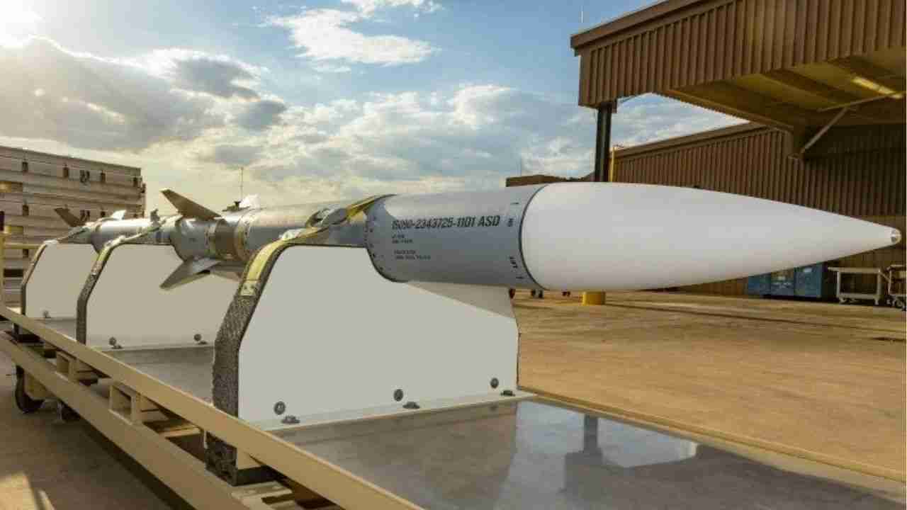 Estados Unidos aprovam venda de US$ 1 bi em mísseis AMRAAM para a Finlândia