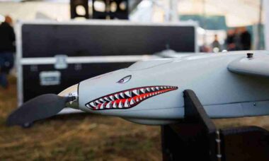MINI SHARK 2025: drone ucraniano ganha mais alcance e navegação óptica