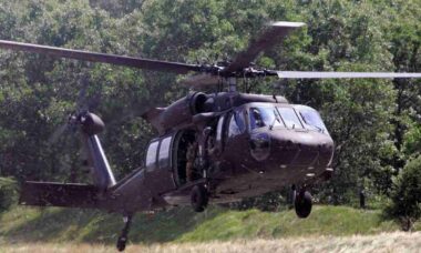 4 soldados da elite morrem após queda de helicóptero militar nos Estados Unidos