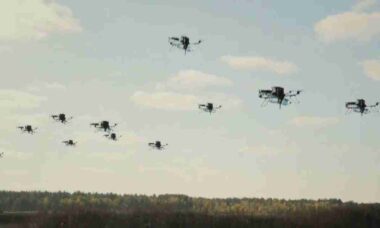 Ucrânia utiliza enxame de drones autônomos em ataques contra tropas russas