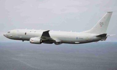 RAF usa avião P-8 Poseidon em rara missão de vigilância na fronteira da OTAN com Rússia