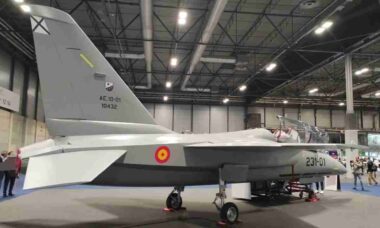 Espanha compra 45 jatos Hürjet para modernizar treinamento da Força Aérea e substituir F-5M
