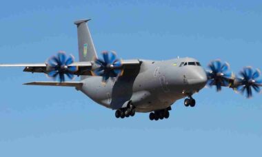 Ucrânia envia seu único avião de transporte militar An-70 para a Polônia