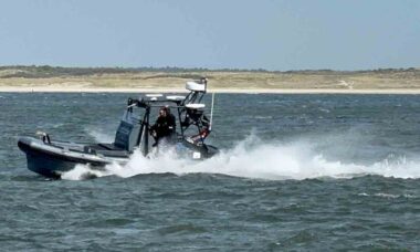 Marinha Real Holandesa incorpora novos barcos Alunaut. Foto: Defensie.nl
