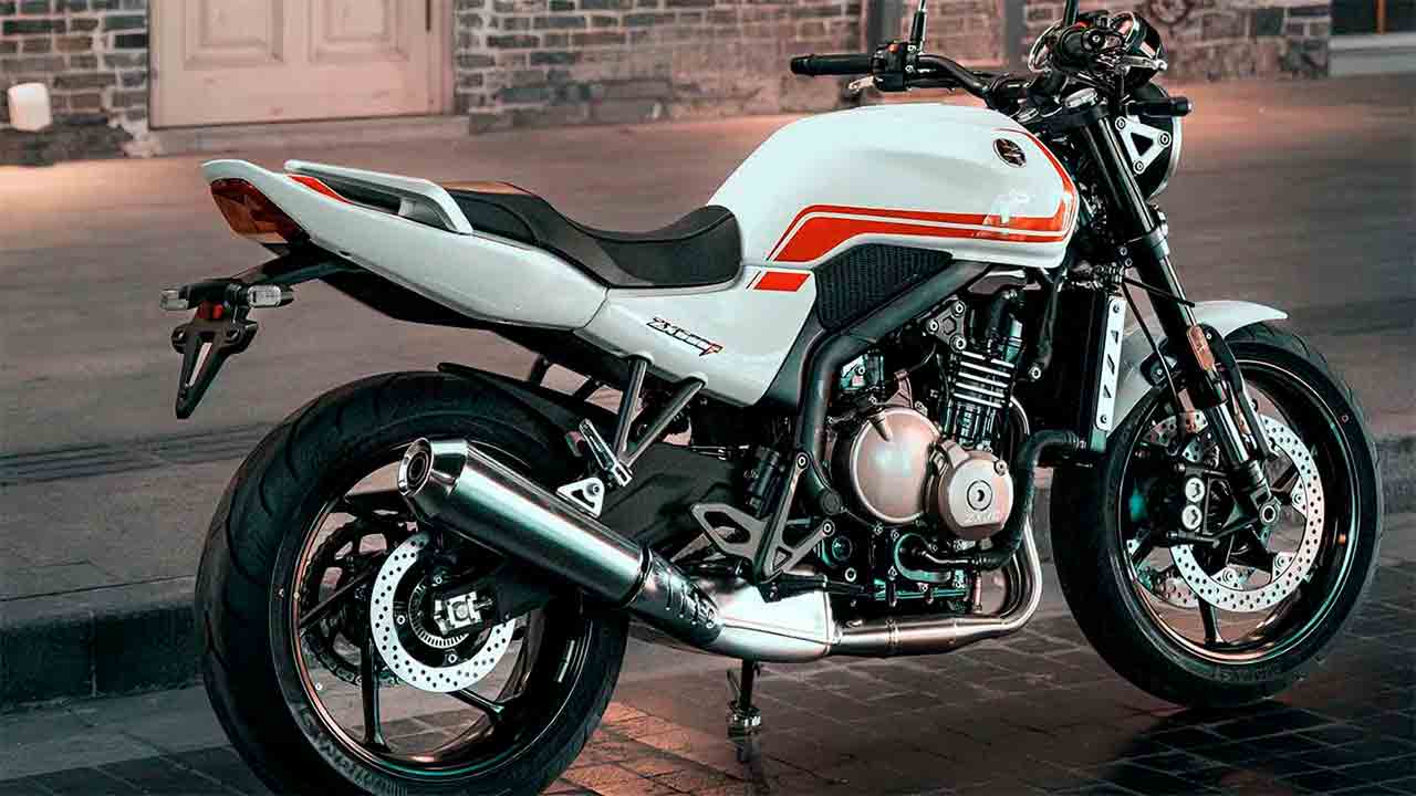 Video: Inspired by the Honda CB400SF, the new ZX 500F debuts at