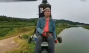 Influenciador chinês de 55 anos morre após despencar de aeronave ultraleve