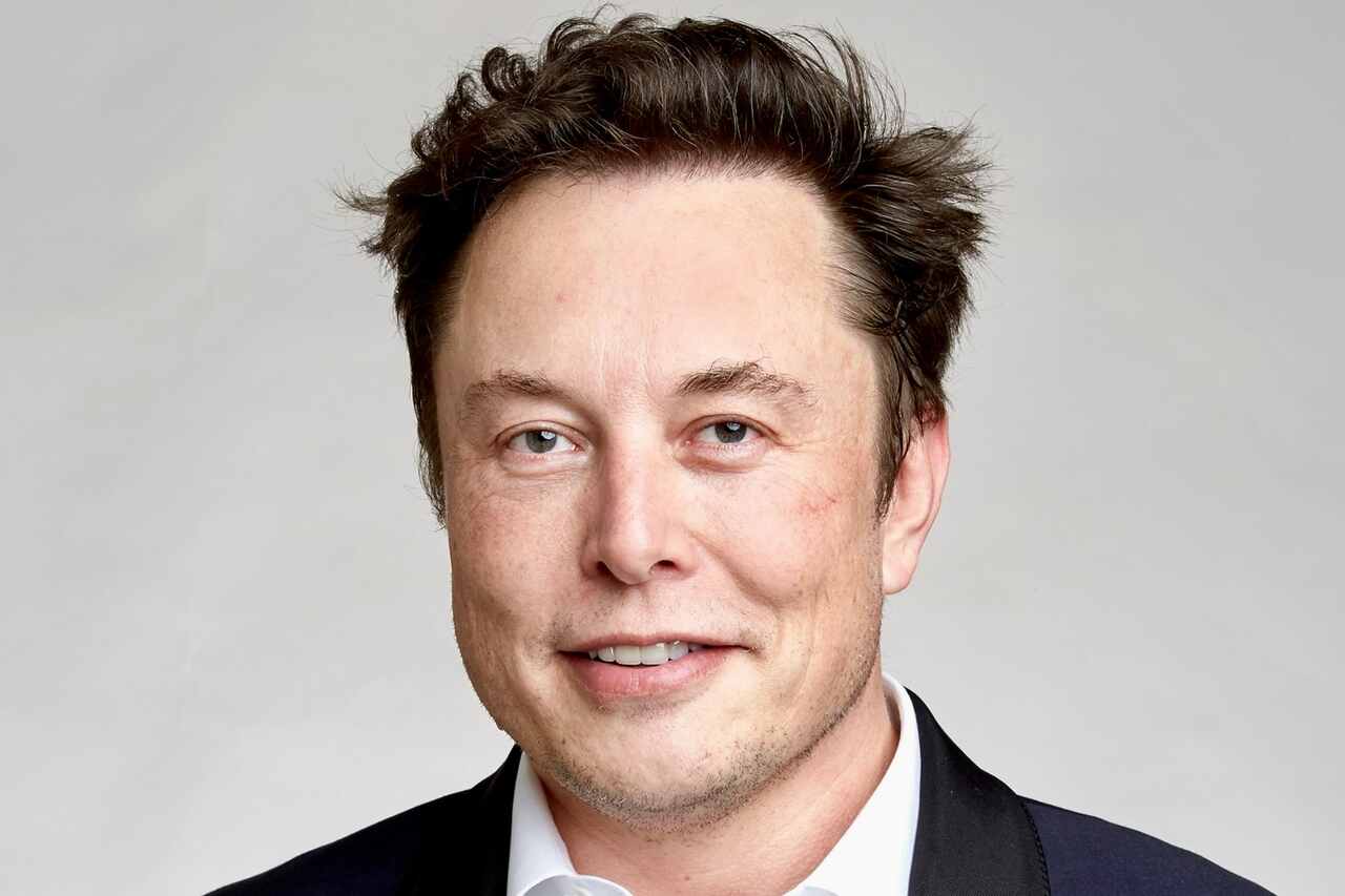 Elon Musk potrebbe ricevere 1 trilione di USD da Tesla