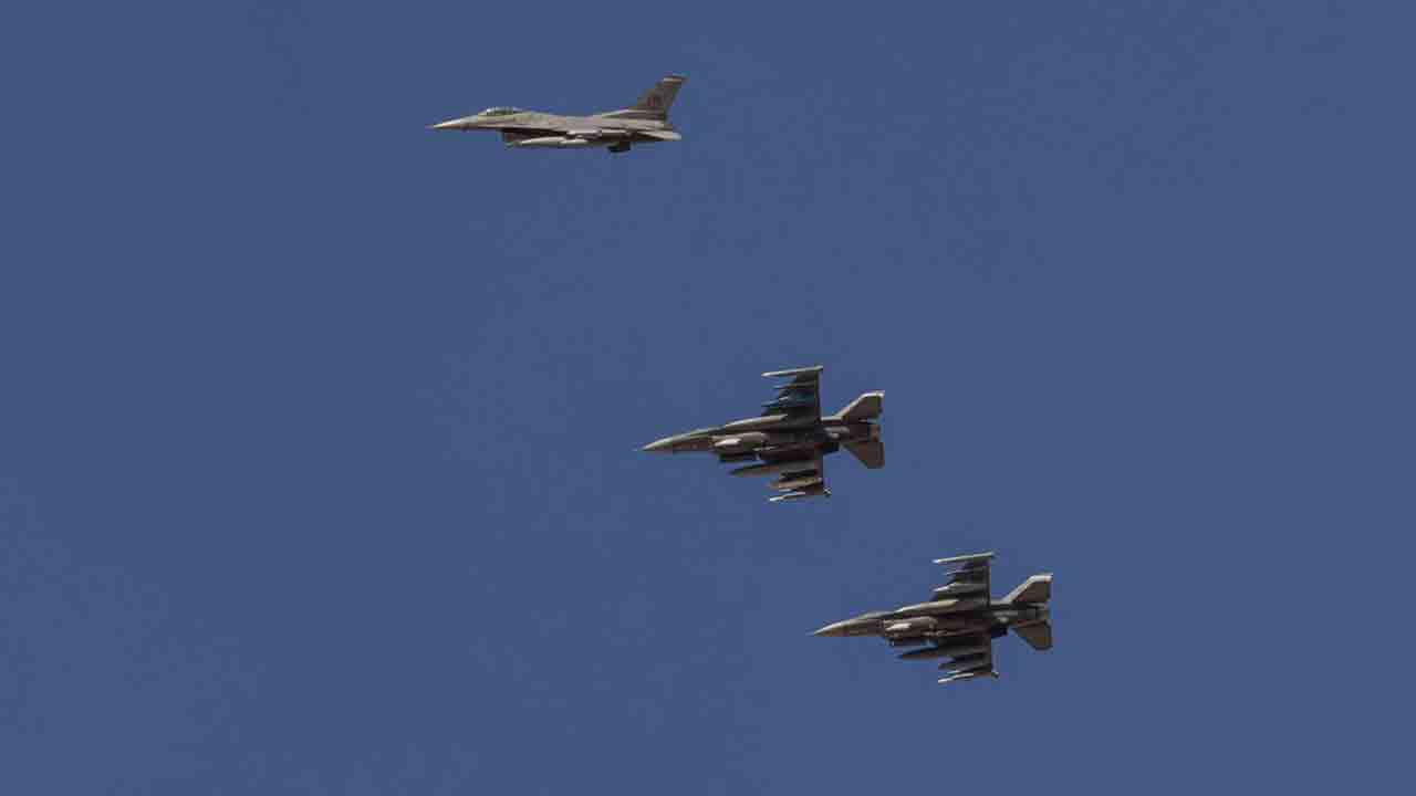 USA og Egypt gjennomfører Bright Star 25, en av verdens største militærøvelser. X @CENTCOM
