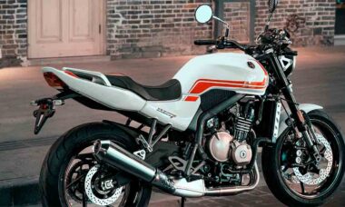 ZX 500F. Foto: Instagram @zxmoto_official