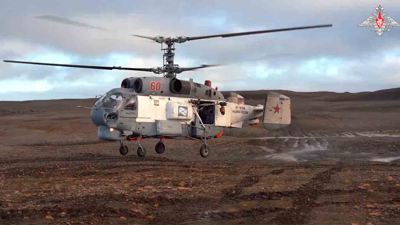 Armada Utara Angkatan Laut Rusia lakukan latihan pendaratan pasukan di pulau Arktik. Telegram @mod_russia