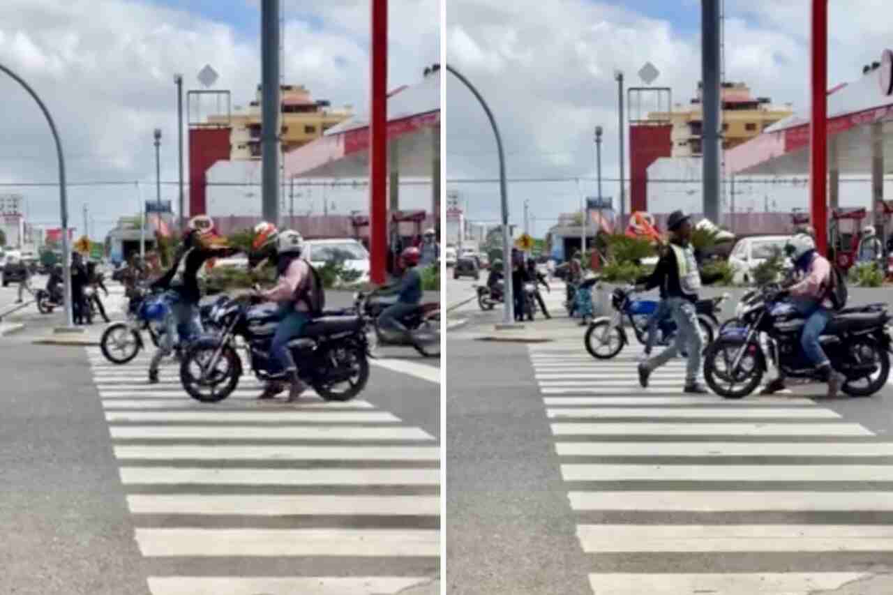 Video: Motorrijders krijgen een klap van een verkeersagent nadat ze op een zebrapad stopten