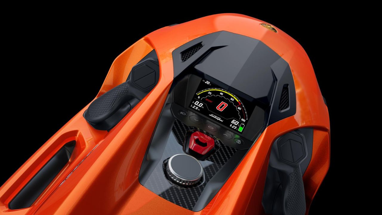 Conheça o Seabob SE63, jet sled 100% elétrico da Lamborghini