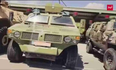 Talibã passa a usar blindados chineses Tiger em meio à expansão de seu arsenal militar
