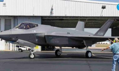 Falha técnica impede chegada de um dos quatro primeiros caças F-35A à Bélgica