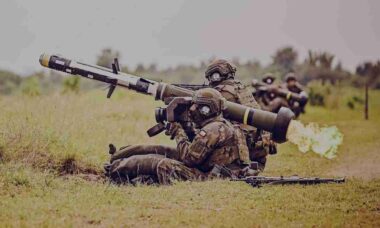 EUA aprovam venda de US$ 780 milhões em mísseis Javelin para a Polônia