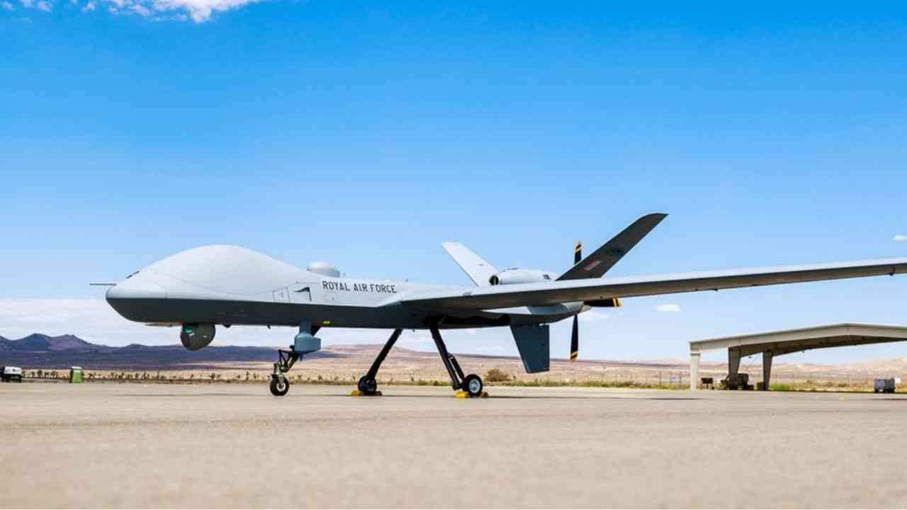 Reino Unido planeja integrar drones Protector à frota P-8 Poseidon em patrulha marítima