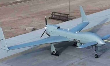 China desafia Bayraktar TB2 com drone armado CH-3D para ampliar presença global