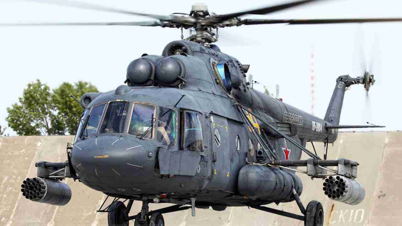 Russisk nasjonalgarde-offiser forårsaker brann og ødelegger Mi-8 helikopter