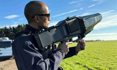 Aliados derrubam drone não identificado próximo a base da OTAN na Estônia