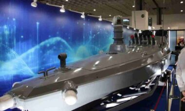Taiwan apresenta USV Kaui-Chi com drones de ataque na TADTE 2025
