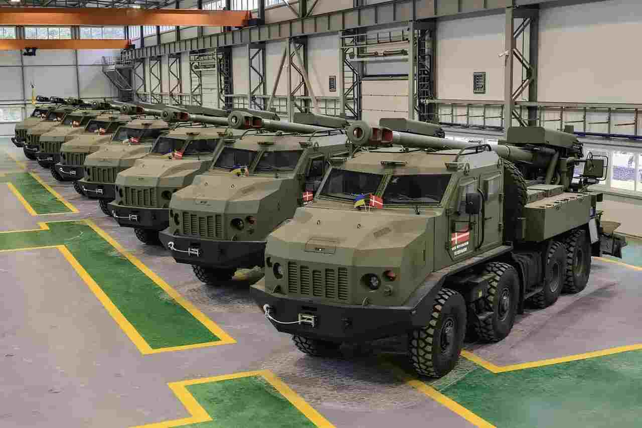 L'Ukraine produit 40 systèmes d'artillerie Bohdana par mois, révèle Zelensky