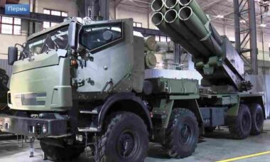 Rússia encomenda novos lançadores de foguetes Sarma