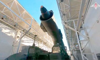 Lançamento de míssil intercontinental Yars. Telegram @mod_russia